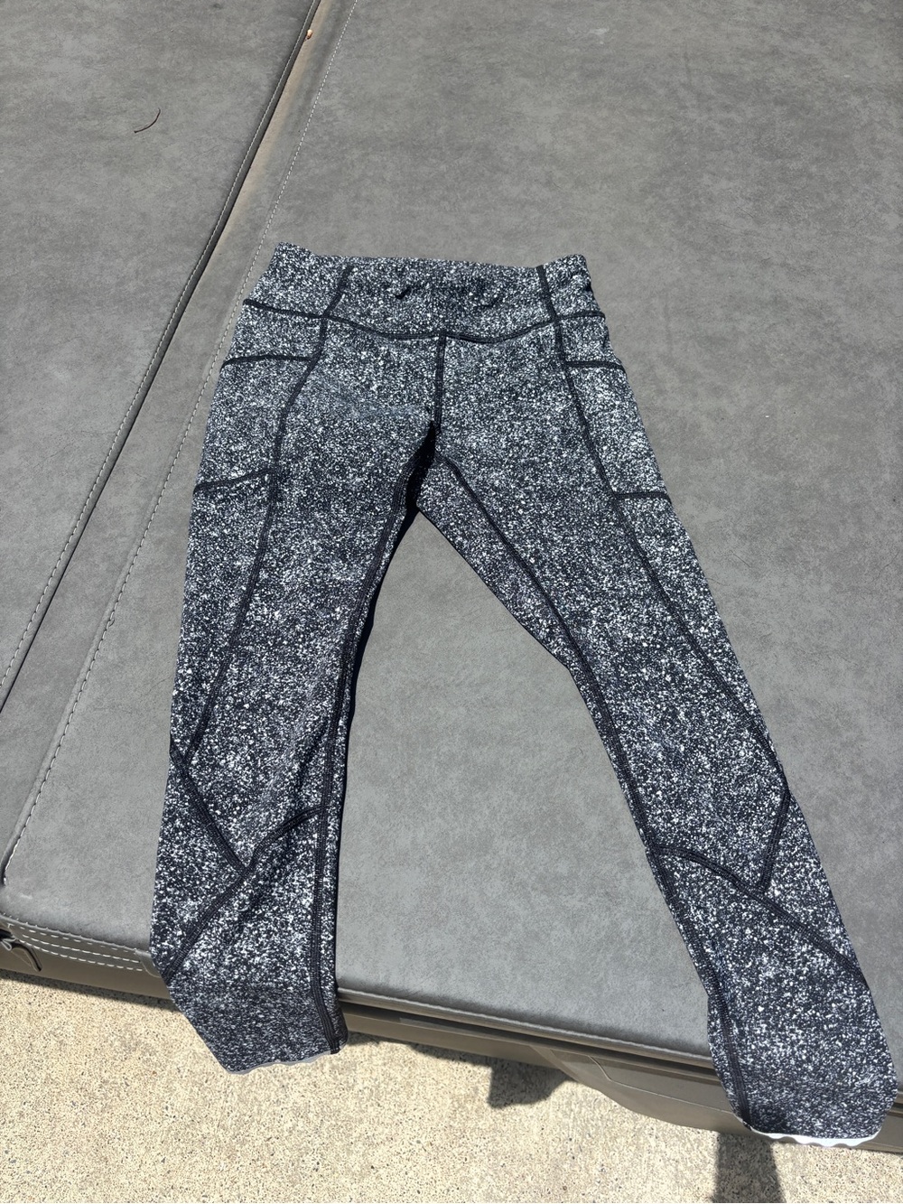 Lululemon Speckled Black & White Athletic Leggings